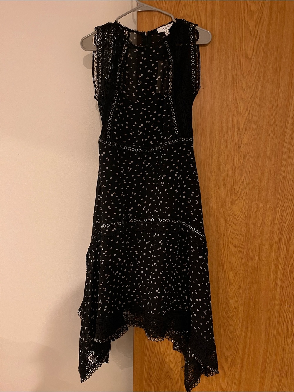 Black Floral Sleeveless Midi Dress